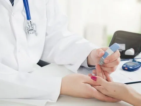 8 dấu hiệu đường huyết cao đang 'tàn phá' các tạng trong cơ thể, có 1 cũng nên đi khám