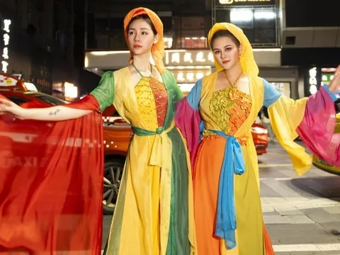 NTK Thạch Linh: “Nếu có cơ hội, tôi sẽ giới thiệu trang phục truyền thống tới bạn bè năm châu”