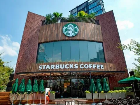 Một cốc cà phê Starbucks trong mắt người Việt và người Singapore khác nhau như thế nào?
