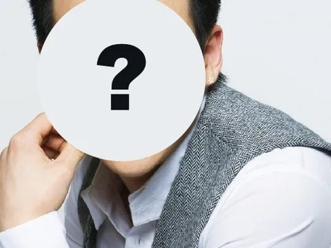 Chấn động vụ nam ca sĩ kiêm CEO xâm hại nữ nhân viên, công bố toàn bộ quá trình phạm tội gây phẫn nộ