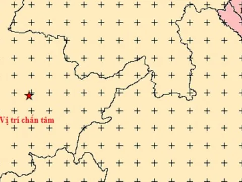 Cư dân nhà cao tầng Hà Nội thấy rõ đồ đạc rung lắc do động đất