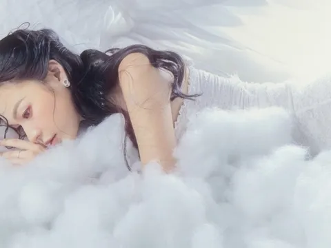 Phí Phương Anh bất ngờ tung lịch trình, xác nhận phát hành album