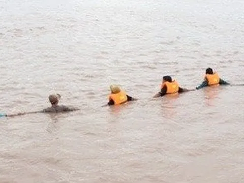 Ninh Thuận: Tìm thấy thi thể nam học sinh lớp 6 bị nước cuốn trôi