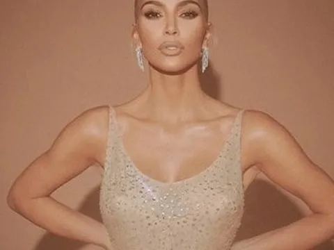 Chủ đề Met Gala 2024 châm chọc Kim Kardashian mặc váy Marilyn Monroe năm ngoái?