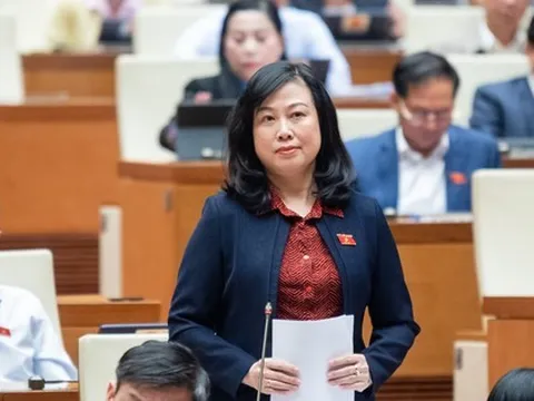 Đại biểu Quốc hội đề nghị bãi bỏ 'barie' giấy chuyển viện, Bộ trưởng Bộ Y tế nói gì?