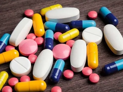 Ngộ độc nặng do uống 60 viên paracetamol