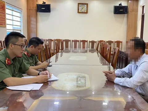 Đưa thông tin sai sự thật về sách giáo khoa, người đàn ông bị xử phạt