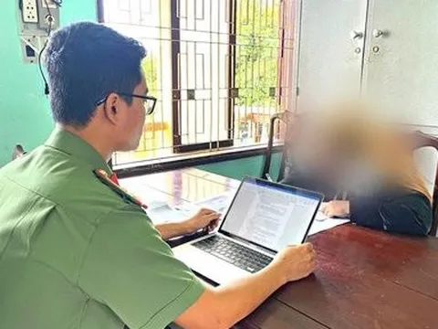 Thừa Thiên-Huế: Phạt người phụ nữ lập nhóm zalo đăng nhiều clip "nhạy cảm"