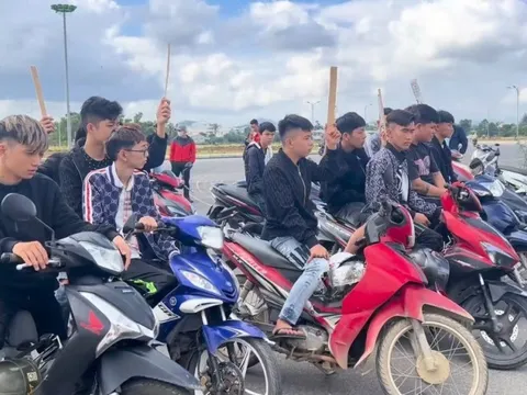 Bắt 26 thanh thiếu niên đem dao, kiếm đi giải quyết mâu thuẫn
