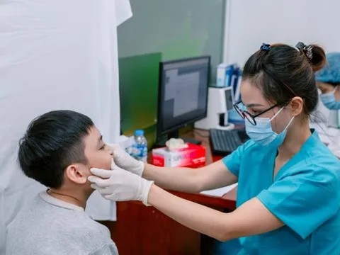 Trẻ dị tật khe hở môi - vòm miệng được điều trị chỉnh nha miễn phí