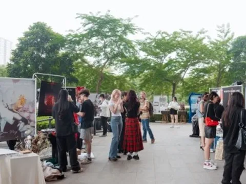 Các NTK Gen Z truyền cảm hứng về thời trang bền vững tại Triển lãm Tuần lễ thời trang tốt nghiệp 2023