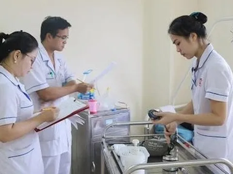 Phải chuyển đổi chứng chỉ hành nghề y sang giấy phép hành nghề