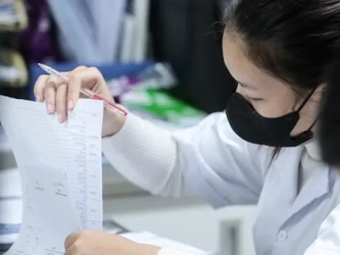 'Bỏ giấy chuyển viện, hệ thống y tế sẽ bị phá vỡ'