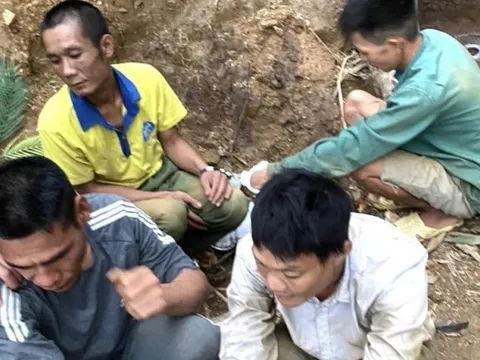 Bắt nhóm đối tượng sử dụng vật liệu nổ, khai thác vàng trái phép