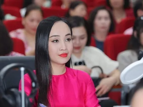 Chuyện về nữ NSƯT trẻ nhất nhì Việt Nam sắp được phong Nghệ sĩ Nhân dân