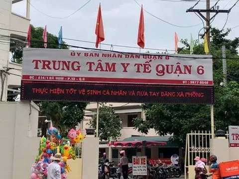 Trung tâm y tế cử người chưa có chứng chỉ hành nghề khám sức khoẻ cho học sinh