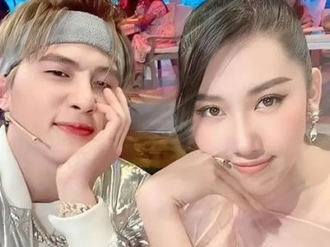 Chia sẻ lạ của Thúy Ngân sau khi vướng tin đồn hẹn hò với Jack?