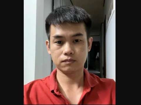 Bắt nhân viên ngân hàng rút tiền tỷ từ tài khoản của khách
