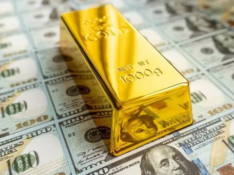 Giá vàng liên tiếp phá kỷ lục, điều gì sẽ xảy ra tiếp theo?