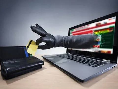 21 công ty bí hiểm trong hệ sinh thái Vạn Thịnh Phát, một loạt có vốn trên 10.000 tỷ hé mở cách thức rút tiền từ SCB?