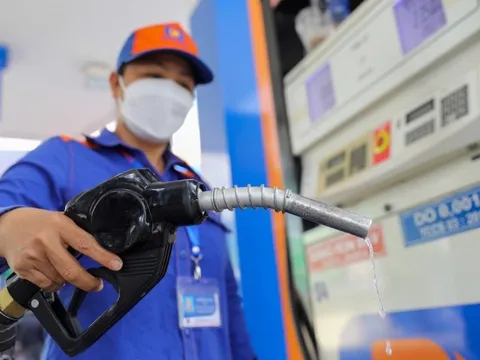 Biến động giá xăng dầu từ 15h chiều hôm nay