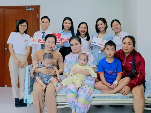 Chicilon Media thăm hỏi trẻ em mắc bệnh tim bẩm sinh
