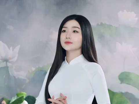 Quán quân Giọng ca vàng Bolero: Đi xe ôm, ở nhà thuê, nuôi em học đại học