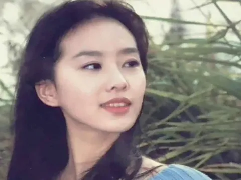 Nhan sắc của Lưu Thi Thi thời mới vào nghề khiến dân tình khó nhận ra?