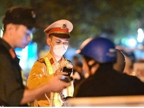 Thủ tướng yêu cầu tăng cường xử lý vi phạm nồng độ cồn dịp Tết