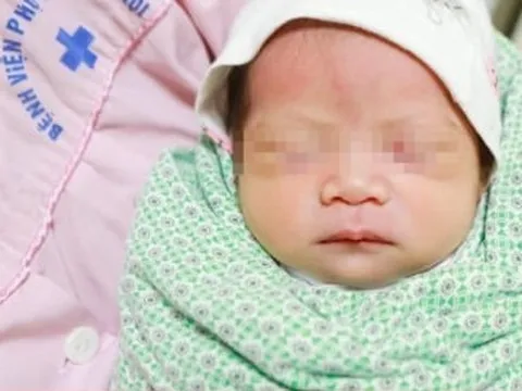 Sinh con đầu lòng ở tuổi 45 sau 8 lần mang thai thất bại