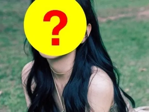 "Khi mỹ nhân này khóc, dường như cả thế giới đều có lỗi"