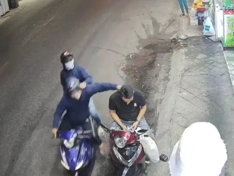 Làm rõ vụ một người đàn ông bị 2 đối tượng áp sát giật dây chuyền