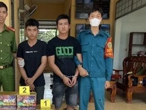 Bình Phước: Bắt giữ 3 đối tượng vận chuyển 72,3kg pháo trái phép