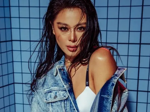 Diễn viên Nam Thư tung loạt ảnh nóng bỏng đón tuổi 36