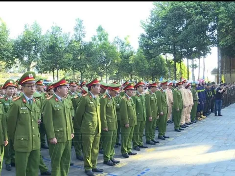 Công an tỉnh Gia Lai ra quân trấn áp tội phạm Tết Giáp Thìn 2024