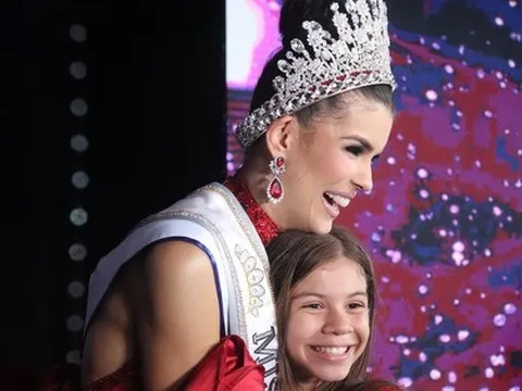 Hoa hậu Venezuela kể bị bạn trai cưỡng ép tình dục năm 16 tuổi