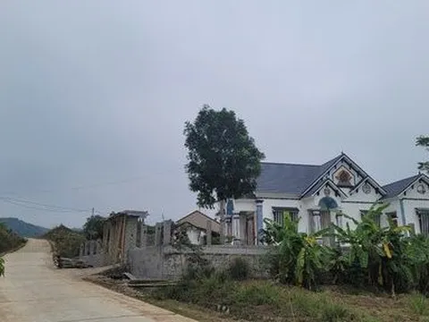 Ngỡ ngàng những ngôi nhà tiền tỷ tại thôn 135 ở Thanh Hóa