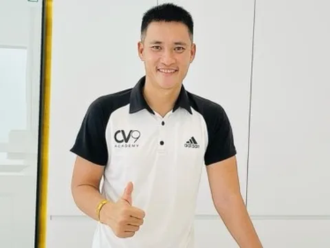 Công Vinh cập nhật MXH sau thời gian ở ẩn: "Đăng cái hình cho 'chủ nợ' an tâm"