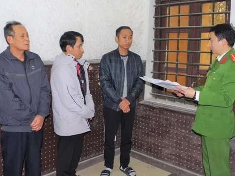 Hà Nam: Bắt 3 đối tượng bán 600 giấy khám sức khỏe giả