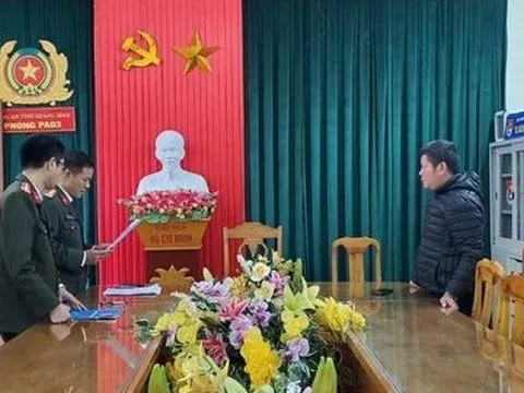 Hai người đàn ông bị xử phạt vì "báo chốt" CSGT lên mạng xã hội