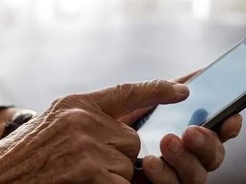 Thừa Thiên-Huế giúp người nghèo mua smartphone