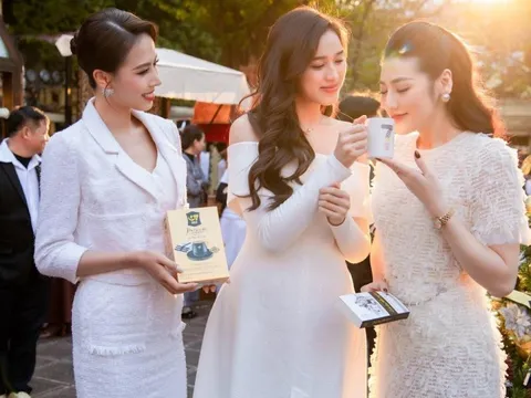 Các người đẹp thích thú với hương vị 3 nền văn minh cà phê