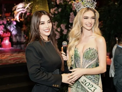 Trương Ngọc Ánh khoe nhan sắc cuốn hút bên cạnh Hoa hậu Trái đất 2023