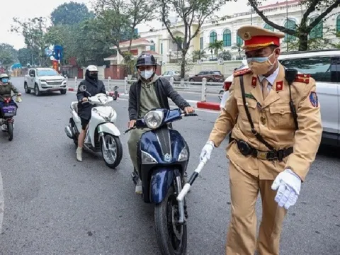 Lái xe máy mắc 3 lỗi này sẽ không bị xử phạt, không biết quá phí