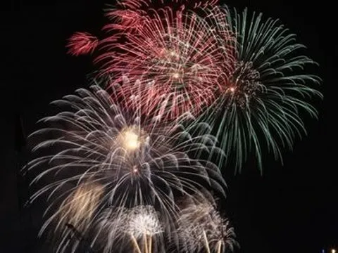 Hà Nội nói gì về thông tin "bắn pháo hoa 5 điểm trong dịp Tết Dương lịch 2024"?