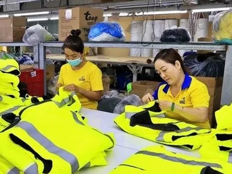 Co kéo thưởng Tết cho người lao động, kỳ vọng kinh tế khởi sắc