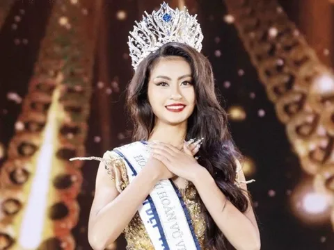 Nhan sắc đời thường của tân Hoa hậu Hoàn vũ Việt Nam 2023