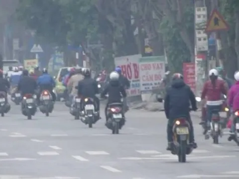 Bật xi nhan nhưng không rẽ, tài xế có bị phạt?