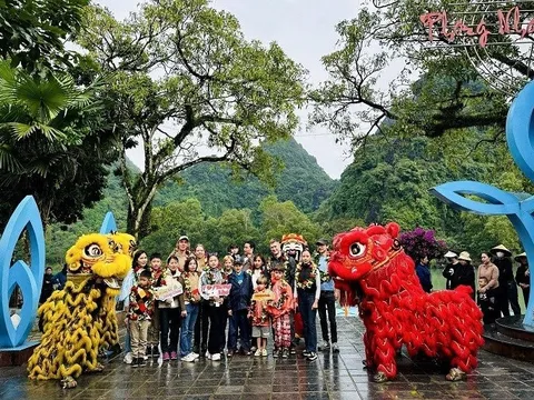 Dịp Tết Dương lịch, Quảng Bình đón gần 60.000 lượt khách du lịch