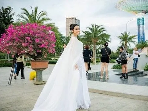 Cuộc sống của Hoa hậu Bích Hạnh thế nào sau 1 năm đăng quang?